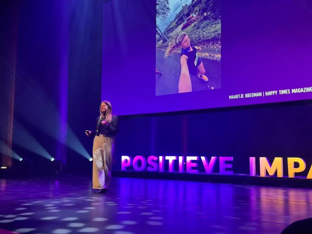Maartje op podium als spreker